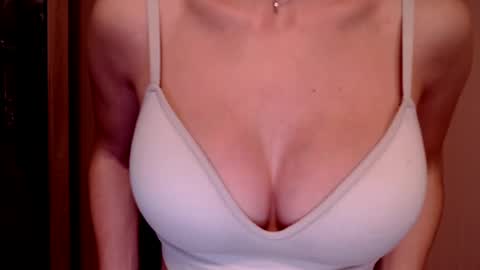 Lily online show from 12.20.24