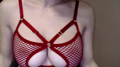 Lily online show from 12.25.24