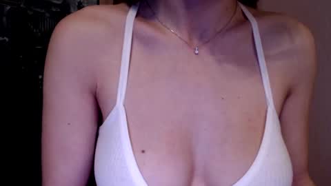 Lily online show from 01.01.25