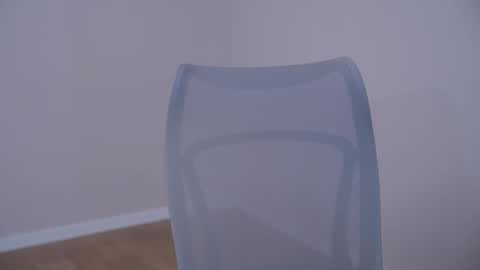 Lyssa     online show from 04.14.26