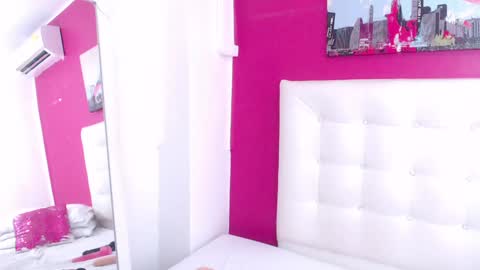 tiny_whore18 online show from 02.03.25