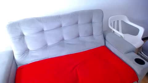 tiny_whore18 online show from 03.03.26