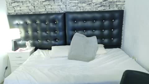 tiny_whore18 online show from 03.26.26