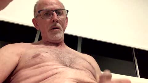 Tiny Jack online show from 02.06.25