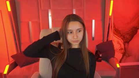 tinynataliee online show from 11.25.25