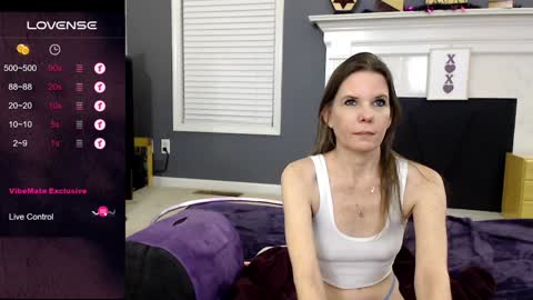 Snapshot of tinyvixxen chatting on 01.16.25 V - Read the bio please thanks. online show from 01.16.25