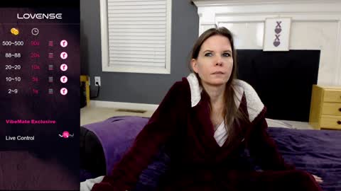 Snapshot of tinyvixxen chatting on 01.22.25 V - Read the bio please thanks. online show from 01.22.25