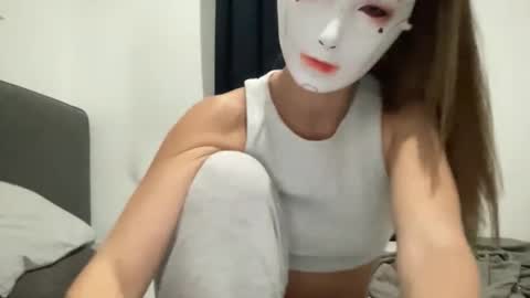 Tinks online show from 10.11.25