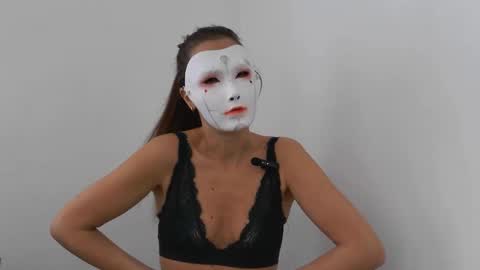 Tinks online show from 10.24.25