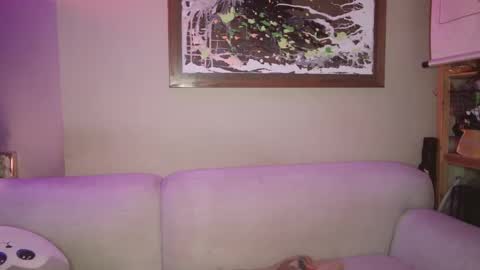 Tipsy Daisy online show from 02.05.25