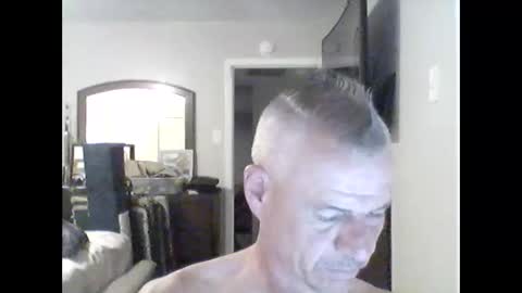 Snapshot of tnash24 chatting on 09.09.25 tx46m online show from 09.09.25