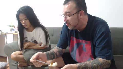 LuckyLaura online show from 10.22.25