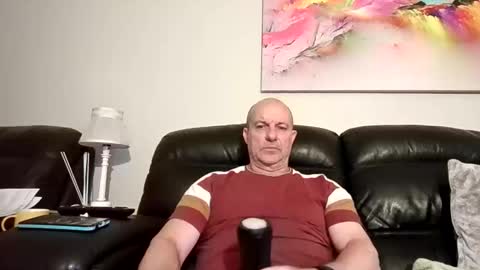 Snapshot of toerag69 chatting on 10.04.25 toerag69 online show from 10.04.25