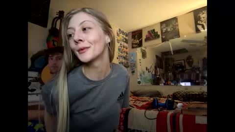 Snapshot of tohottohandletocoldtohold chatting on 02.24.26 tohottohandletocoldtohold online show from 02.24.26