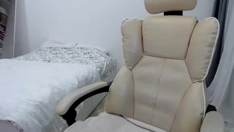 Arina online show from 01.25.25