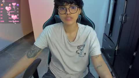 Snapshot of tokyo_uwu chatting on 01.27.25 sofi 3 online show from 01.27.25