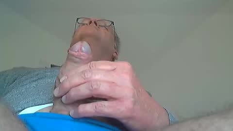 Snapshot of tom60sam chatting on 03.25.26 tomsam online show from 03.25.26