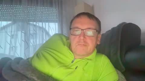 Snapshot of tom6644 chatting on 02.06.26 Tom online show from 02.06.26