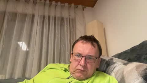 Snapshot of tom6644 chatting on 02.26.26 Tom online show from 02.26.26