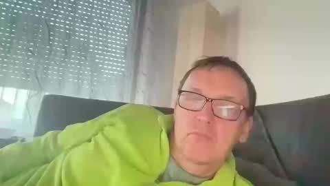 Tom online show from 03.12.26