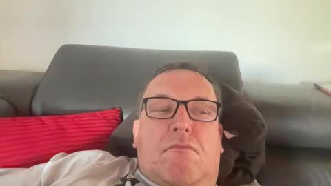Snapshot of tom6644 chatting on 05.26.26 Tom online show from 05.26.26