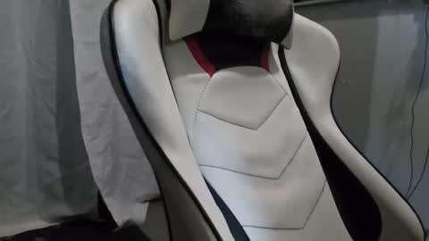 Tom online show from 12.31.24