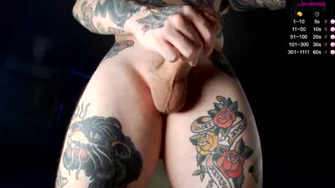 Snapshot of tom__ice chatting on 02.14.25 tom__ice online show from 02.14.25