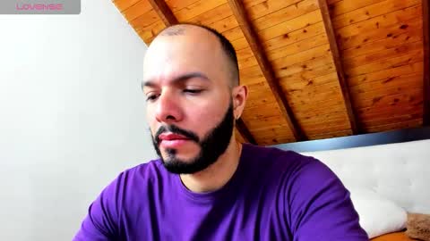   online show from 10.06.25