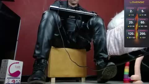 Tom online show from 02.01.25