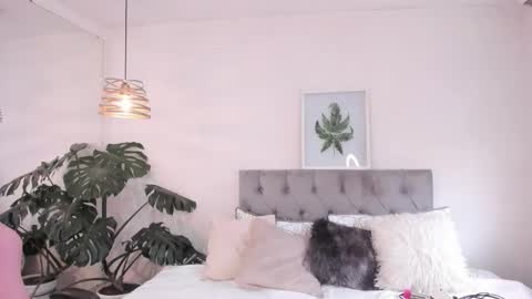 Master of pleasure online show from 11.20.25