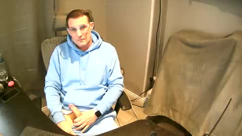 Snapshot of tom_elliott chatting on 11.19.25 tom_elliott online show from 11.19.25