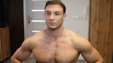 Snapshot of tom_fordd chatting on 09.12.25 Tom online show from 09.12.25