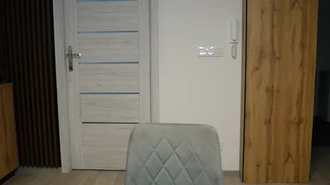 Snapshot of tom_fordd chatting on 09.17.25 Tom online show from 09.17.25