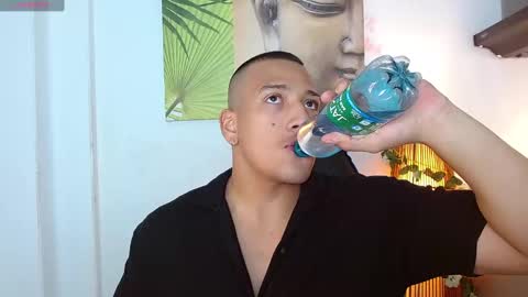 Tom muscle1 online show from 01.23.25