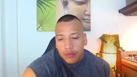 Tom muscle1 online show from 03.04.25