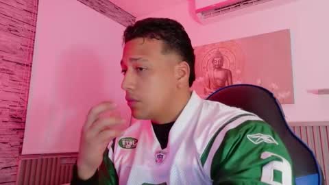 Tom muscle1 online show from 01.06.26