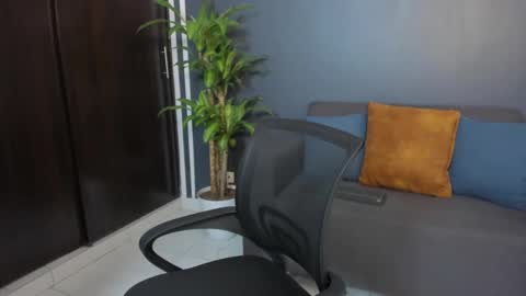 Tom Sin online show from 01.17.25