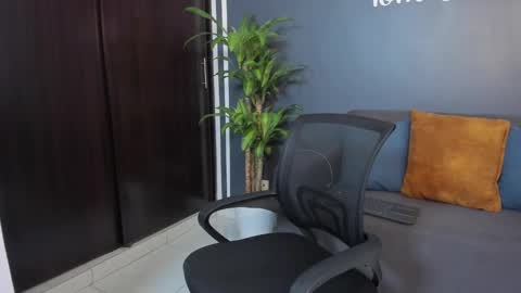 Tom Sin online show from 01.18.25