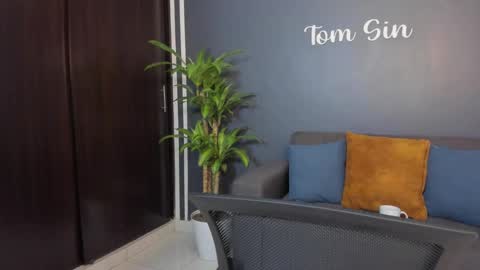 Tom Sin online show from 01.21.25