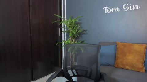 Tom Sin online show from 01.24.25