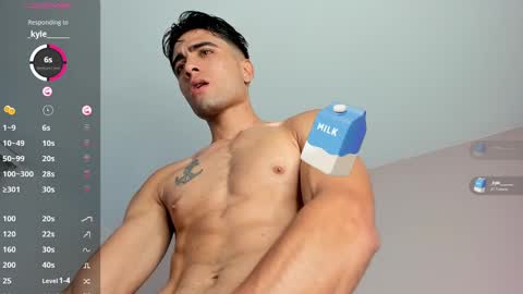 Snapshot of tom_walton chatting on 12.07.24 tom online show from 12.07.24