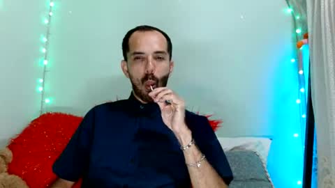 tomas gerauld. make me happy with 10000 tokens online show from 07.18.26
