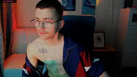 tomas_norton online show from 04.08.26