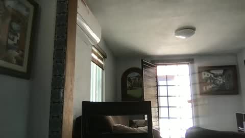 Snapshot of tomascausa chatting on 01.24.25 Hola online show from 01.24.25