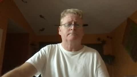 Snapshot of tomascausa chatting on 03.01.26 Hola online show from 03.01.26