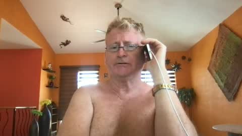 Snapshot of tomascausa chatting on 07.07.26 Hola online show from 07.07.26