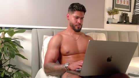 Tomas Ferrer online show from 06.25.26