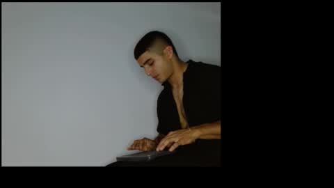 tomaz_18 online show from 01.13.26