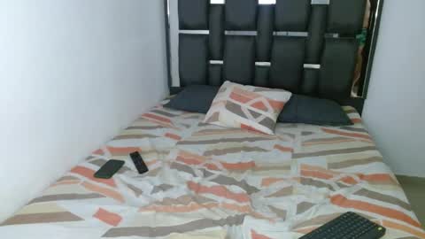 tomaz_18 online show from 04.07.26