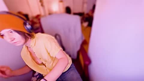 Snapshot of tomboy_titties chatting on 09.13.25 tomboy_titties online show from 09.13.25